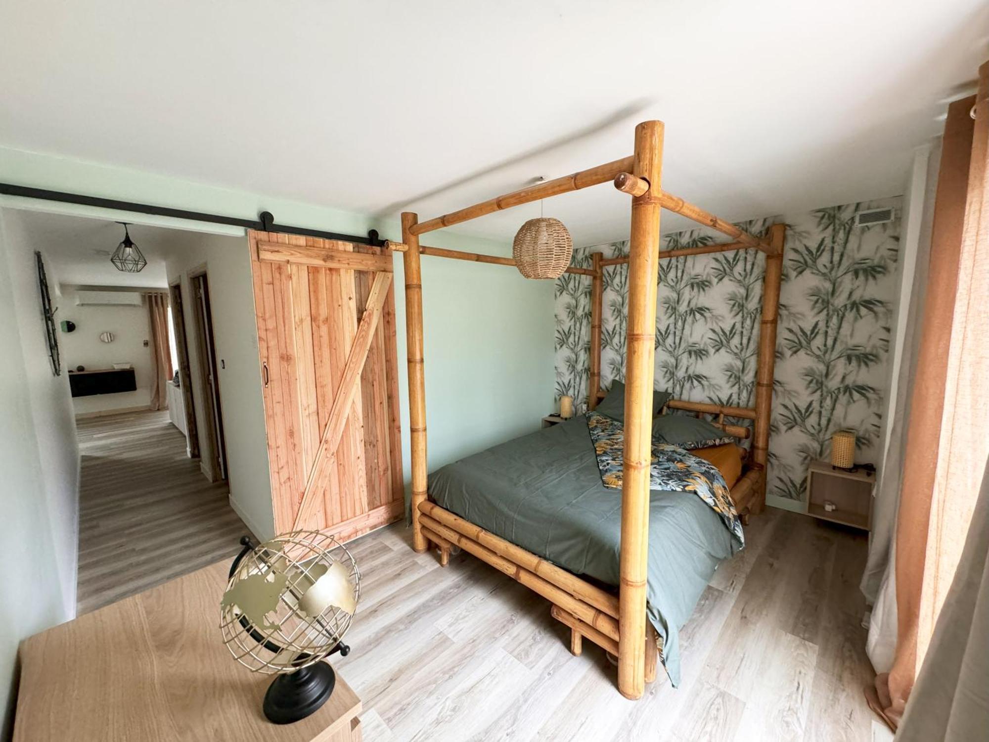 Les Chalets De Labeaume Exteriör bild